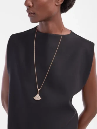 Divas’ Dream-halsband